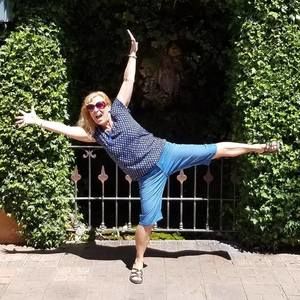 Meet your Posher, Jane